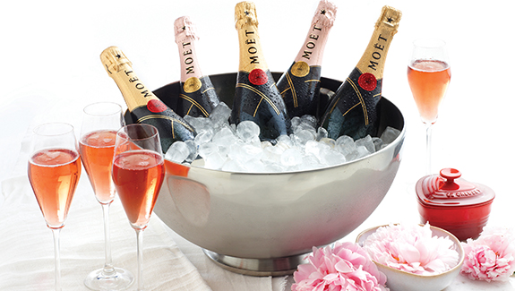 Le Creuset  Cheers to the New Year: Champagne Tips to Ring in 2017