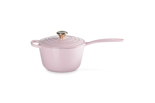 Cast Iron Signature SaucepanChiffon Pink image number 1