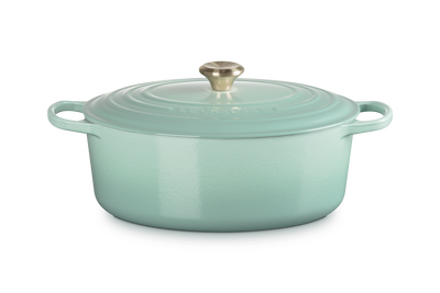 Cast Iron Signature Oval Casserole
