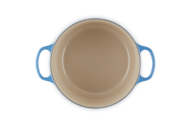 Cast Iron Signature Deep Round Casserole image number 4