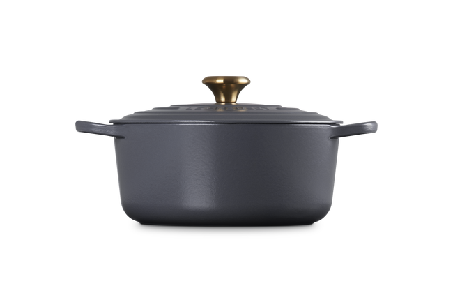 Cast Iron Signature Round Casserole image number 3