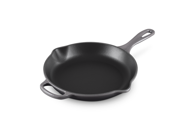 Le Creuset Cast Iron Signature Skillet 26cm FlintFlint image number 6