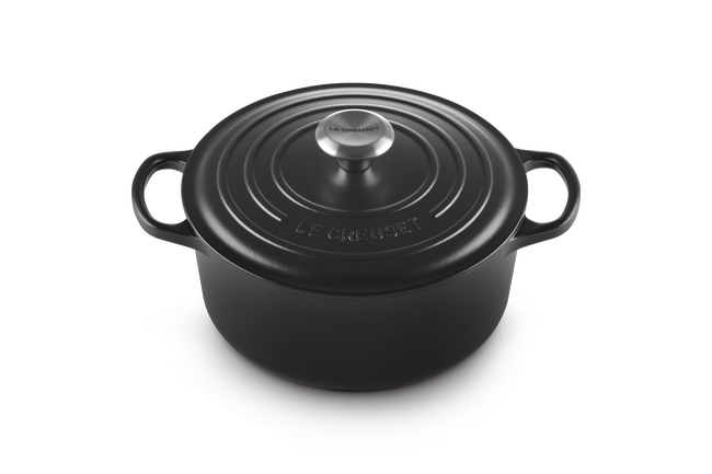 Le Creuset Cast Iron Signature Round Casserole 28cm Matte BlackMatte Black image number 2