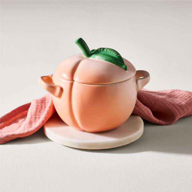 Le Creuset Stoneware Peach Fruit Mini Cocotte 580ml P&ecirc;che image number 2