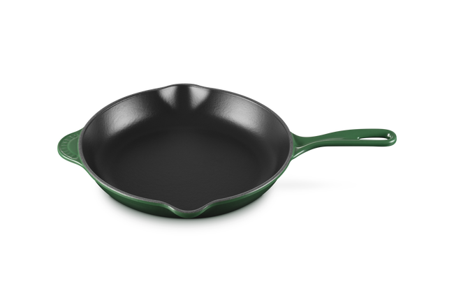 Le Creuset Cast Iron Classic Round Skillet GrillKale image number 2