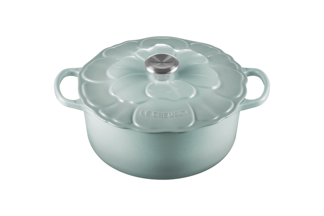 Le Creuset Cast Iron Signature Petal Round Casserole 26cm Sea SaltSea Salt image number 1