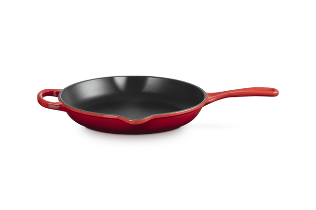Le Creuset Cast Iron Signature Skillet 26cm CeriseCerise image number 1