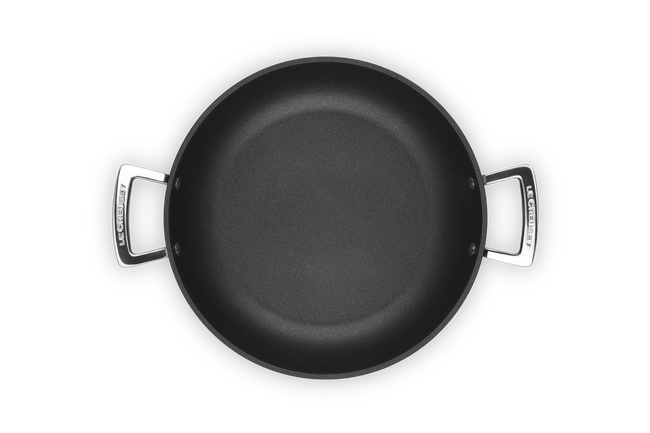 Le Creuset Non Stick Toughened Non-Stick Shallow Casserole with Glass Lid 28cm image number 5