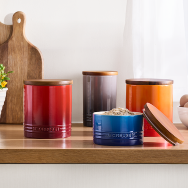 Signature 470ml Storage Jar with Wooden Lid image number 1