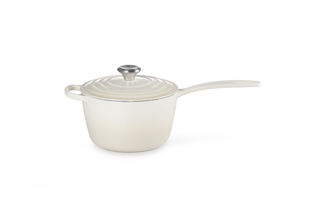 Le Creuset Cast Iron Signature Saucepan 18cm MeringueMeringue image number 1