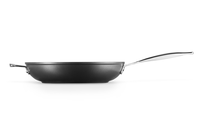 Le Creuset Toughened Non-Stick Deep Frying Pan with Helper Handle 30cm image number 3