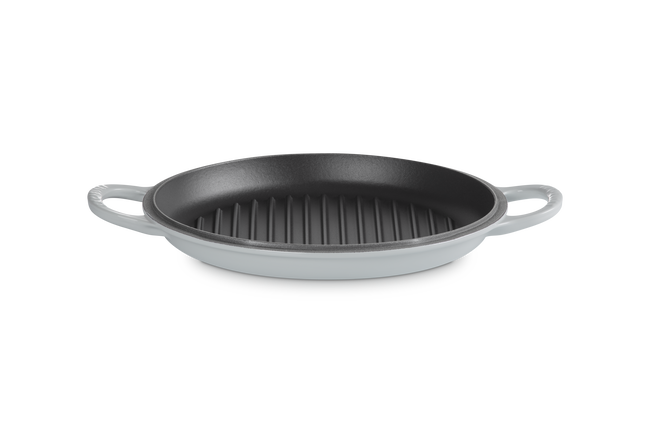 Cast Iron Classic Shallow Braiser with Grill Lid image number 3