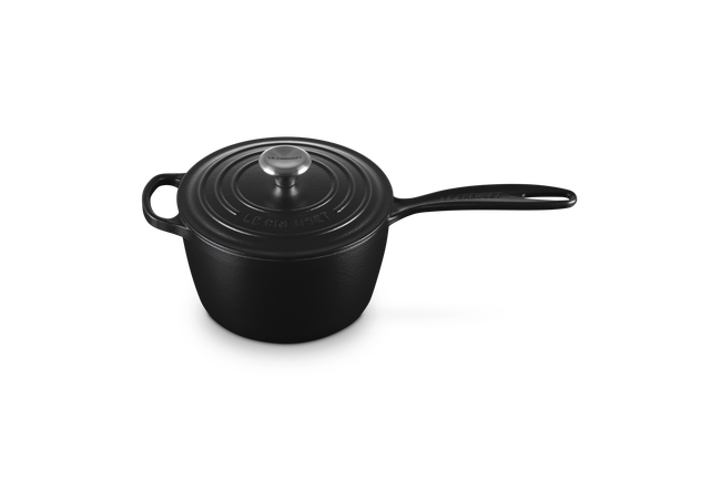 Le Creuset Cast Iron Signature Saucepan 18cm Matte BlackMatte Black image number 2