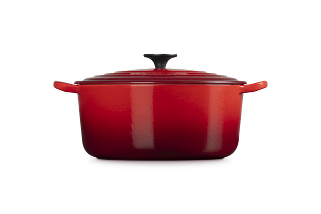 Cast Iron Classic Round Casserole image number 3