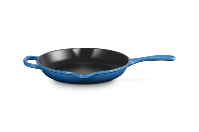 Le Creuset Cast Iron Signature Skillet 26cm MarseilleMarseille image number 1