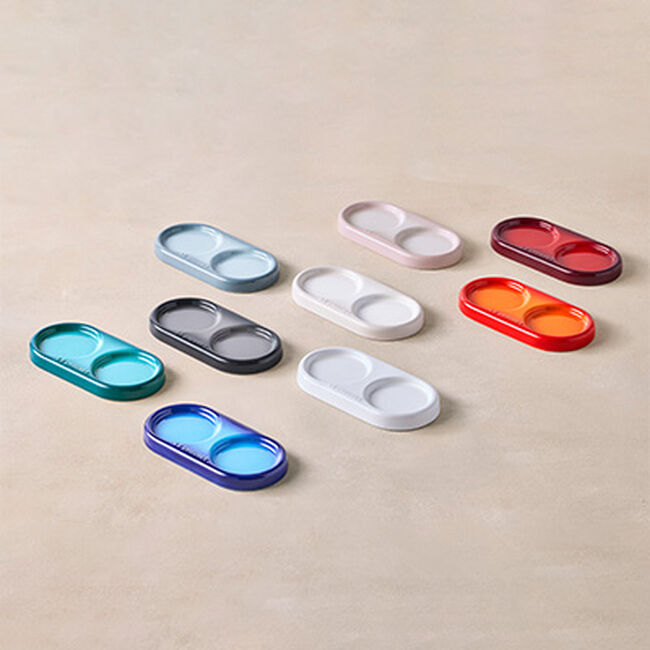 Le Creuset Stoneware Mill Tray 18cm image number 1