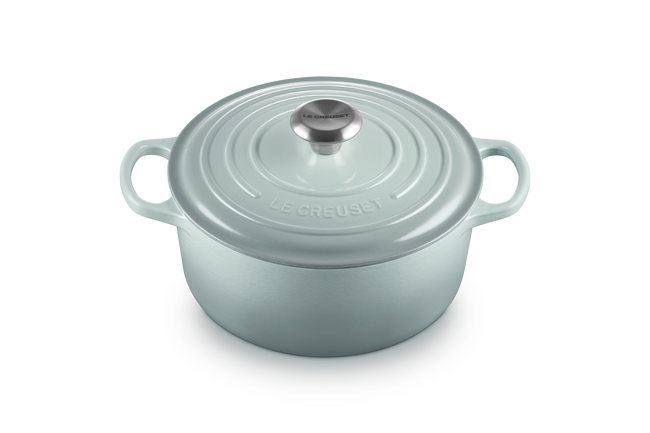Le Creuset Cast Iron Signature Round Casserole 24cm Sea SaltSea Salt image number 2