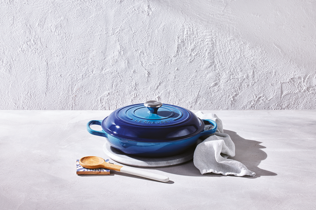 Le Creuset Cast Iron Signature Shallow Casserole 32cm Azure BlueAzure Blue image number 6