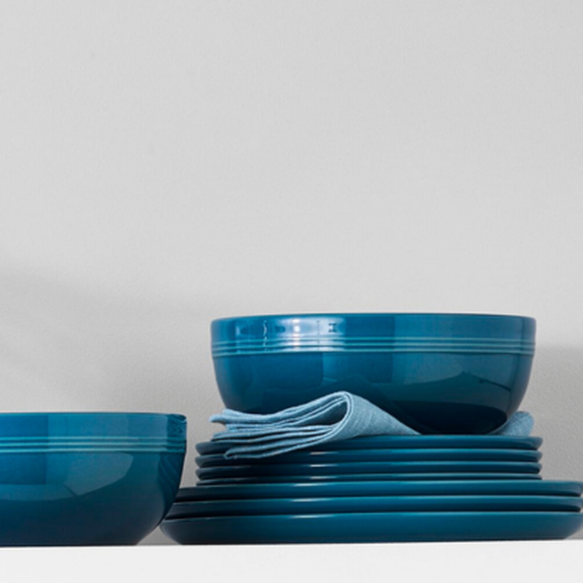 Stoneware Coupe Serving BowlDeep Teal image number 5