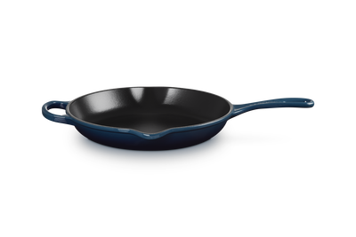 Le Creuset Cast Iron Signature Skillet