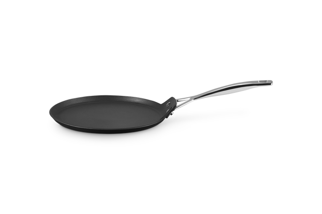 Le Creuset Toughened Non-Stick Cr&ecirc;pe Pan 24cm image number 1