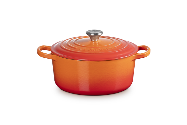 Cast Iron Signature Round Casserole image number 3