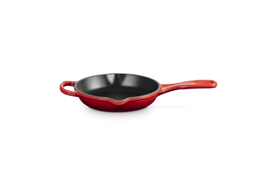 Le Creuset Cast Iron Signature Skillet