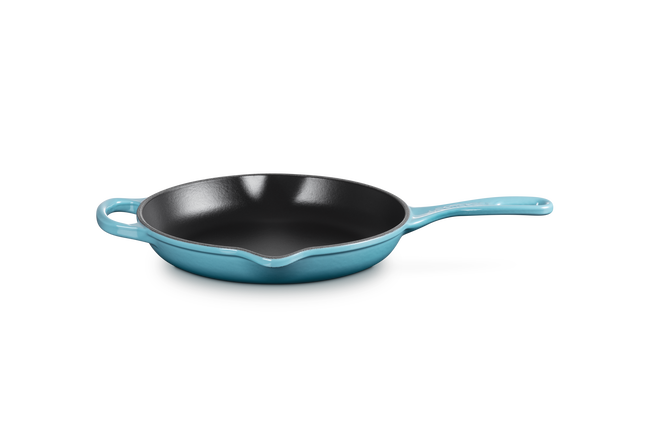 Le Creuset Cast Iron Signature Skillet 23cm CaribbeanCaribbean image number 1
