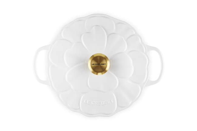 Le Creuset Cast Iron Signature Petal Round Casserole 26cm WhiteWhite image number 5