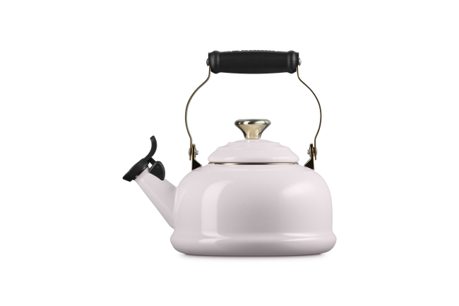 Le Creuset Classic Kettle with Gold Heart Knob 1.6L ShallotShallot image number 3