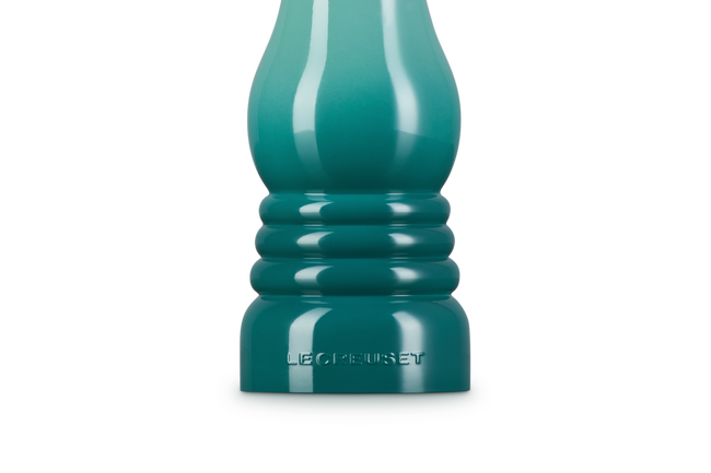 Le Creuset Classic Salt Mill with Gold knob 21cmRiviera image number 5