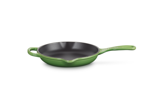 Le Creuset Cast Iron Signature Skillet 20cm Bamboo GreenBamboo image number 1