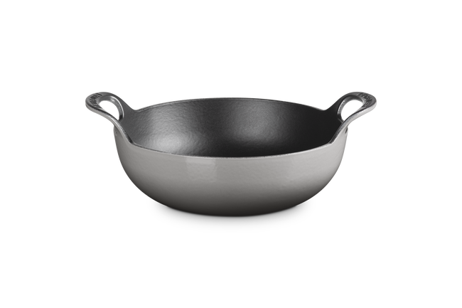 Le Creuset Cast Iron Classic Balti Dish Mist GreyMist Grey image number 1