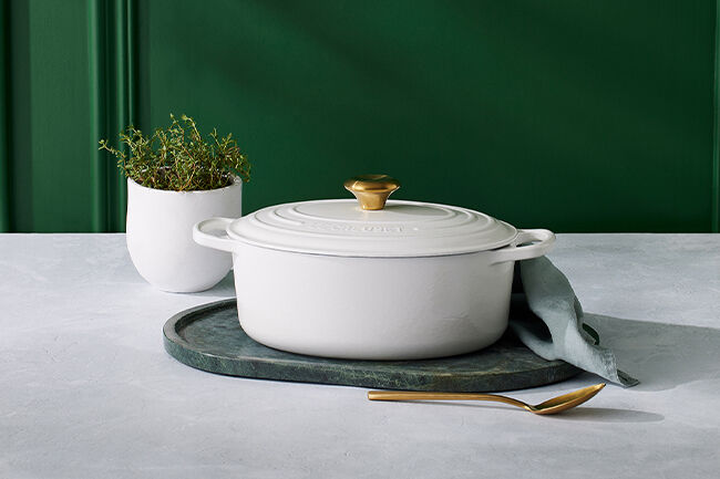 Cast Iron Signature Oval CasseroleWhite image number 6