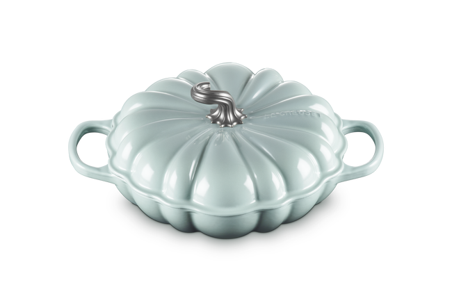 Le Creuset Cast Iron Signature Pumpkin Shallow Casserole 28cm Sea SaltSea Salt image number 2