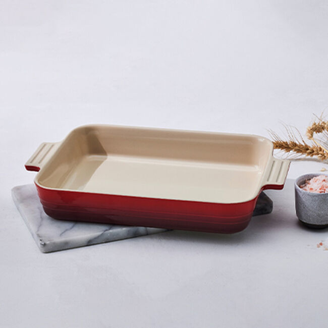 Le Creuset Stoneware Classic Rectangular Dish image number 1