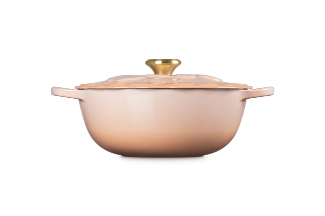 Le Creuset Cast Iron Signature Petal Soup Pot 26cm PecheP&ecirc;che image number 3