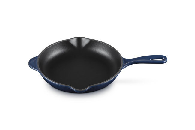 Le Creuset Cast Iron Classic Skillet 23cm InkInk image number 2