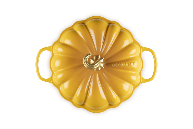 Le Creuset Cast Iron Signature Pumpkin Shallow Casserole 28cm NectarNectar image number 5