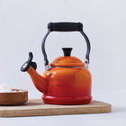 Demi Kettle with Phenolic KnobFlame image number 1