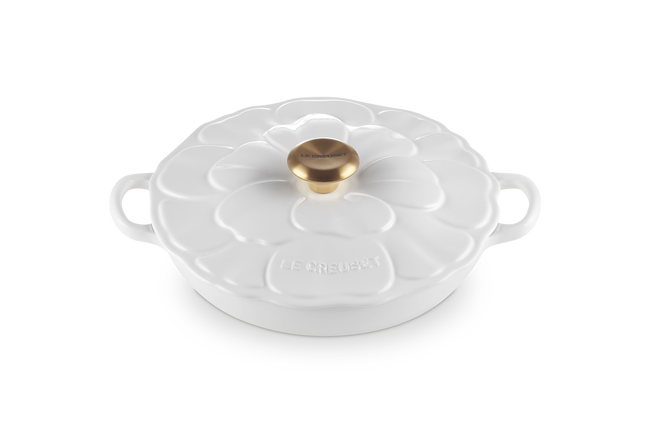 Cast Iron Petal Shallow CasseroleWhite image number 2