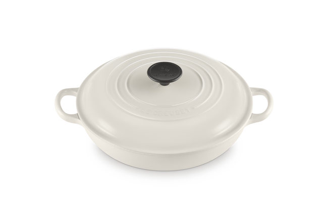 Le Creuset Cast Iron Classic Shallow CasseroleCr&egrave;me image number 3