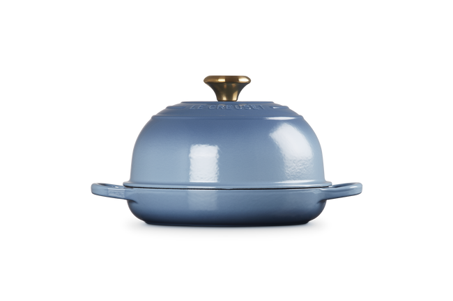 Le Creuset Cast Iron Signature Bread Oven 24cm ChambrayChambray image number 3