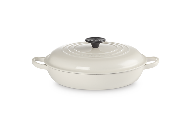 Le Creuset Cast Iron Classic Shallow CasseroleCr&egrave;me image number 1