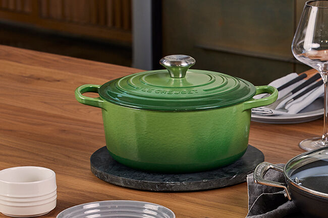 Le Creuset Cast Iron Signature Round Casserole 22cm Bamboo GreenBamboo image number 8