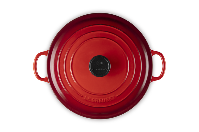 Cast Iron Classic Round Casserole image number 4