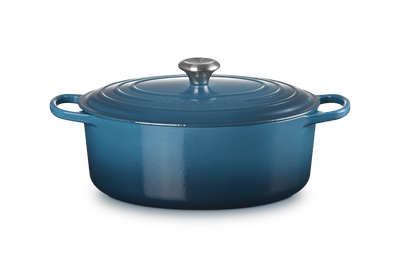 Cast Iron Signature Oval Casserole