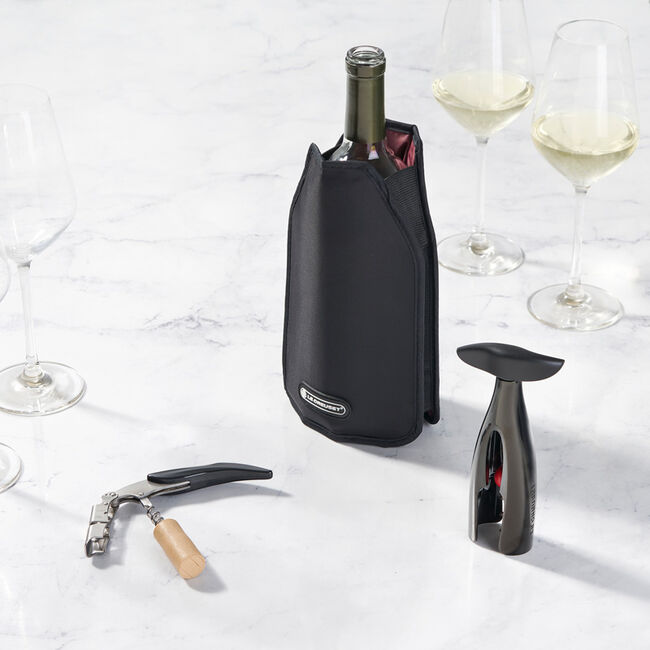 Le Creuset Wa126 Wine Cooler Sleeve Matte BlackMatte Black image number 4