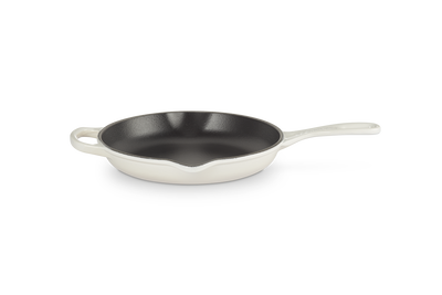 Le Creuset Cast Iron Signature Skillet