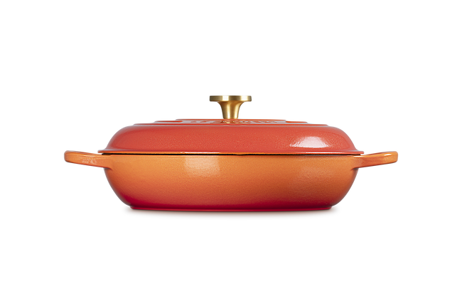 Cast Iron Flamme Dorée Signature Shallow Casserole with Crucible Knob image number 5